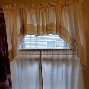 Beige curtain 5 pieces